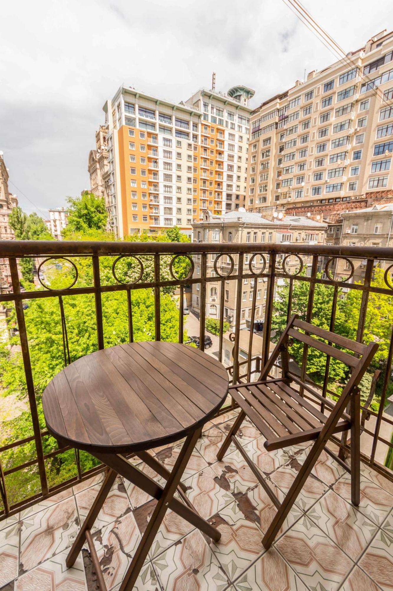 Dayflat Apartments Khreschatyk Kiev Esterno foto