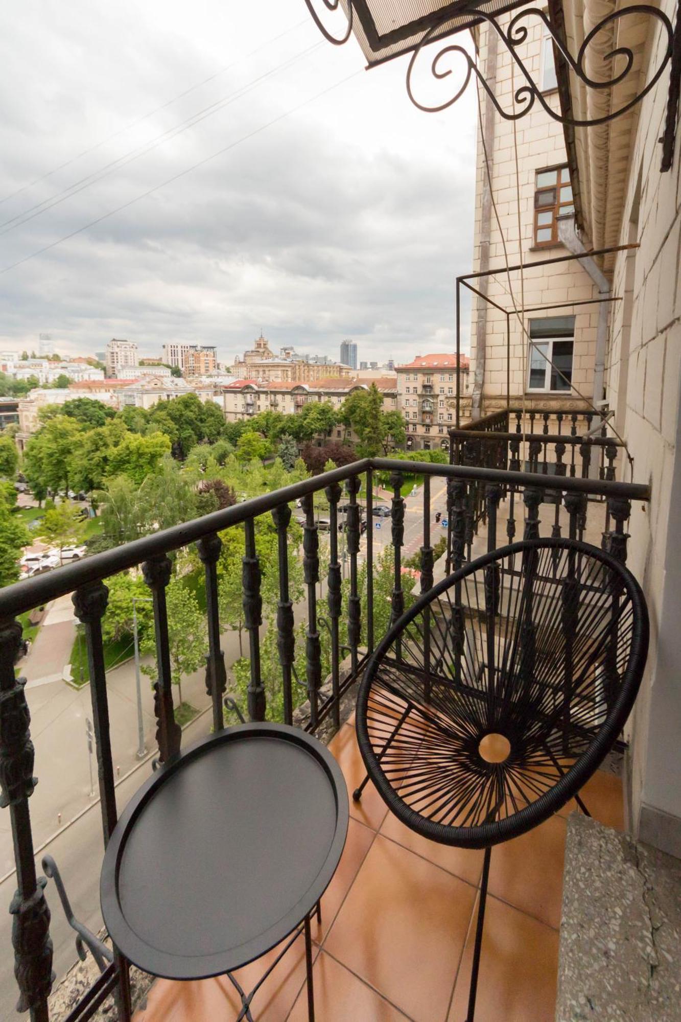 Dayflat Apartments Khreschatyk Kiev Esterno foto